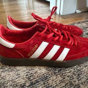 Adidas Handball Spezial Women's 9/Men's 8 - red. Rare color!